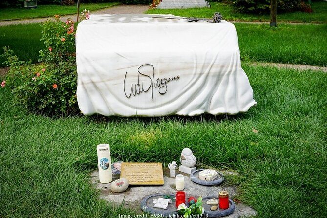 Explore Vienna's Central Cemetery: Private 2.5-hour Guided Tour - The Sum Up