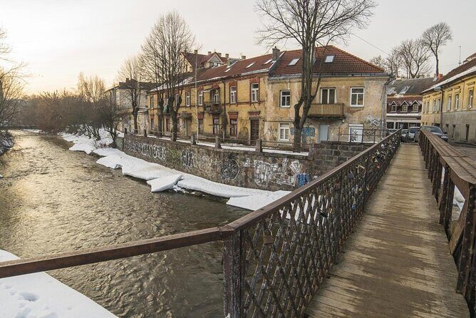 Explore Vilnius: Old Town and Uzupis Guided Walking Tour - Walkthrough of the Tour Experience