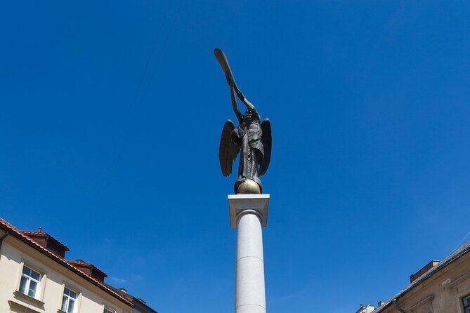 Explore Vilnius: Old Town and Uzupis Guided Walking Tour - FAQ