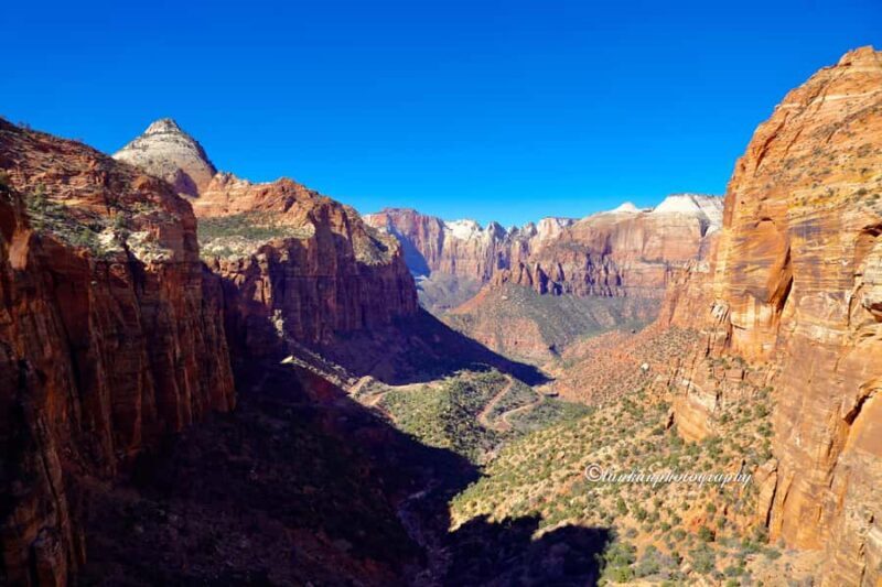 Explore Zion: Private Hiking Photography Tour from Las Vegas - Lunch with a View
