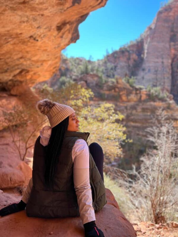 Explore Zion: Private Hiking Photography Tour from Las Vegas - What Makes This Tour Stand Out