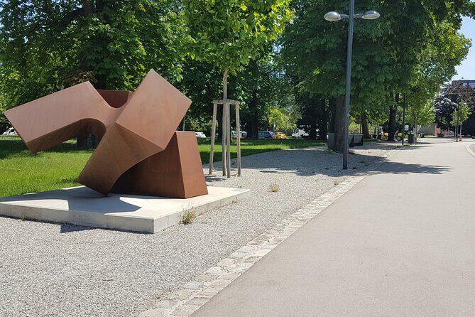 Exploring contemporary art: Private tour of museums with Tickets - FAQ