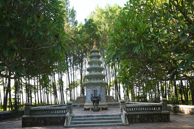 Exploring Hue Imperial City With Professional Driver By Private Car - Key Points