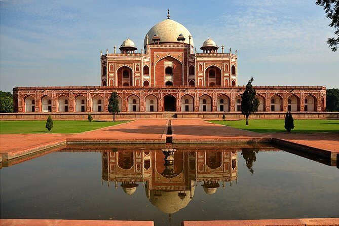 Exploring Old and New Delhi Full-Day Private Guided Trip - Exploring Old and New Delhi: What to Expect