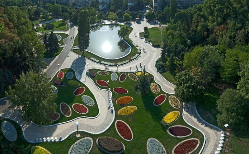 Exploring Sofias Garden Wonders - Key Points