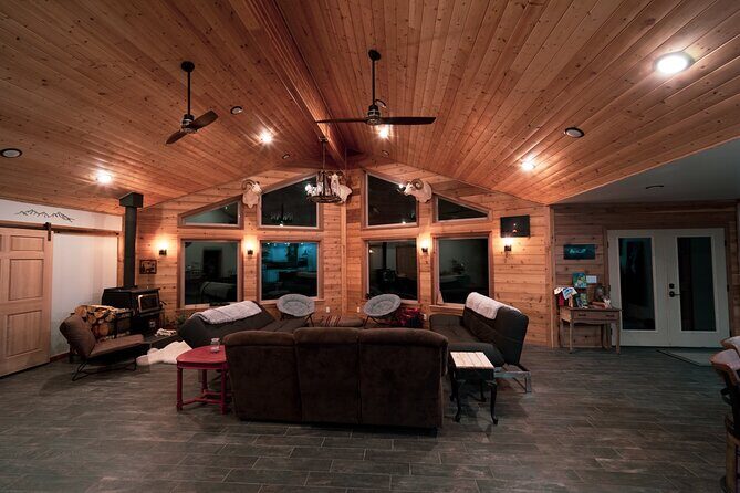 Face The Outdoors Private Group Northern Lights Tour - FAQ