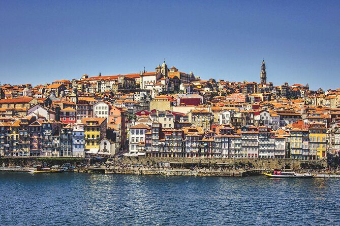Fado Tour with Guide, Dinner & Live Show in Porto - FAQ