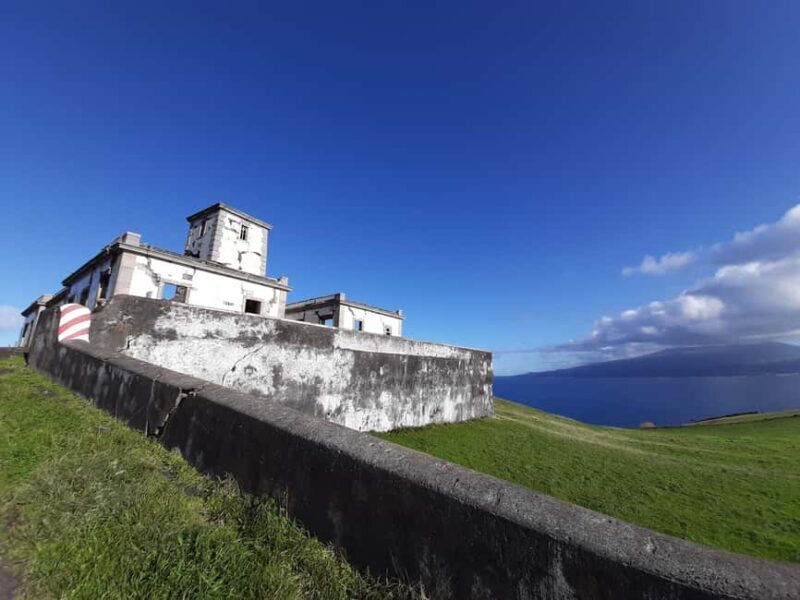 Faial: Private 4WD Half Day Island Tour with Local Guide - Deep Dive into the Itinerary