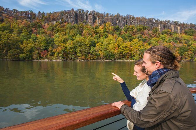 Fall Foliage Cruise on Yacht Full Moon from Chelsea Piers - In Closing