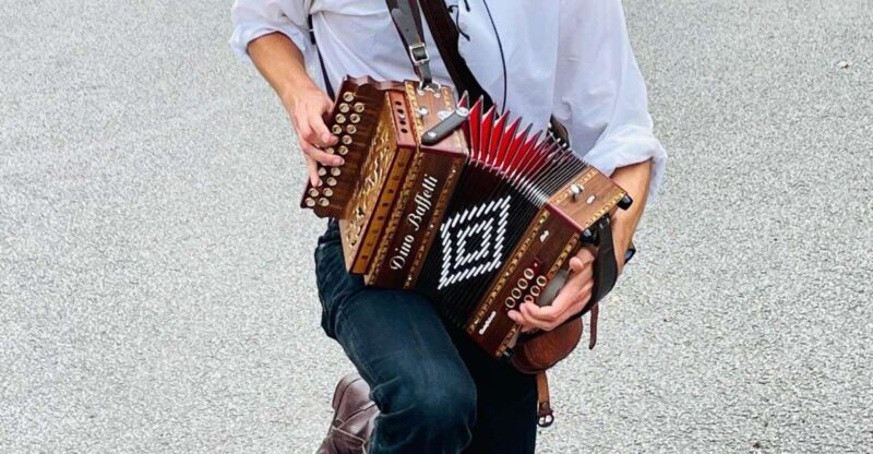 Falmouth: Vibrant Historical Walking Tour (award-winning) - A Close Look at the Falmouth Vibrant Historical Tour