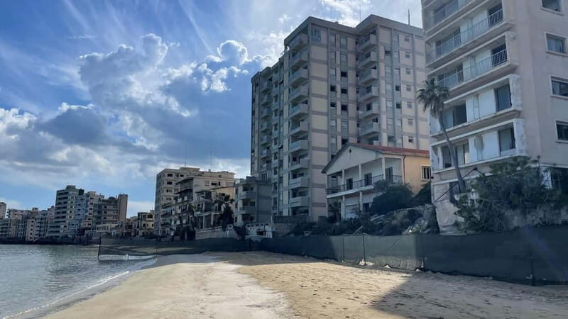 Famagusta & Salamis with a Polish-speaking Guide - Ghost Town of Varosha: A Walking Reminder of Conflict