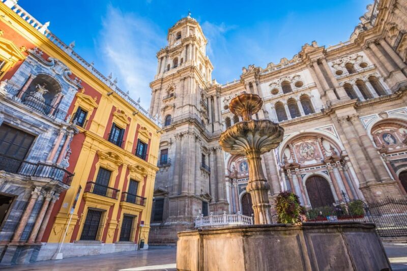 Family Discoveries in Málaga: A Cultural Journey - An In-Depth Look at the Málaga Family Tour