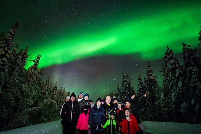 Family-Friendly: Northern Lights Adventure from Rovaniemi - An In-Depth Look at the Northern Lights Family Adventure
