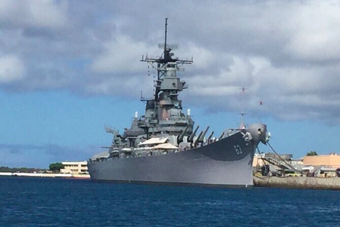 Family-friendly Pearl Harbor and Honolulu Downtown with private transportation - An In-depth Look at the Tour Experience