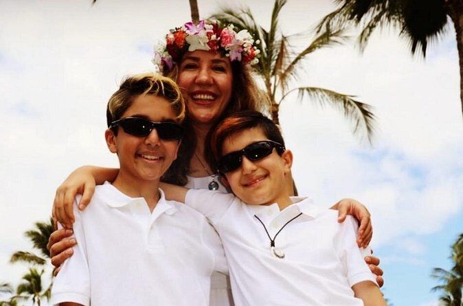 Family Portraits and Drone Photography in Maui - FAQ