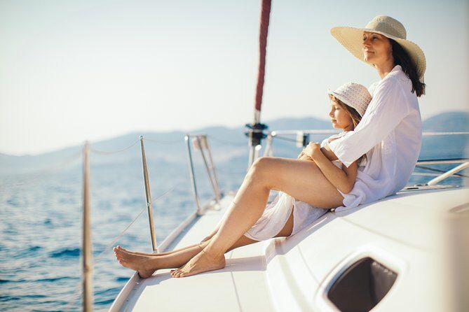 Family Sailing Tour in Barcelona - Practical Tips for Your Sailing Adventure