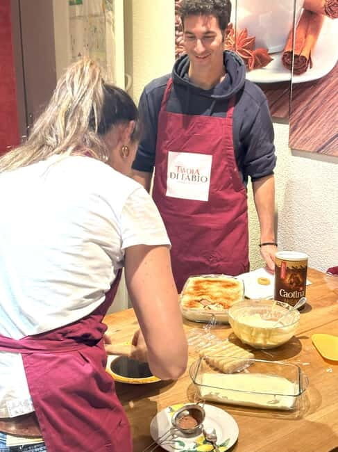 Family-Style Italian Pizza Cooking Class & Dining Experience - Key Points