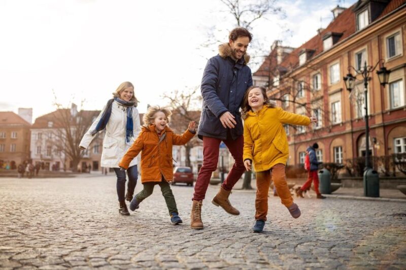 Family Tour of Warsaw Old Town with Fun Activities for Kids - Key Points