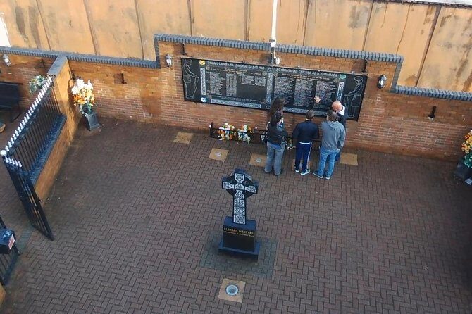 Famous 1.5 hour Belfast Murals Tour - The Murals: Why They Matter and What You’ll See