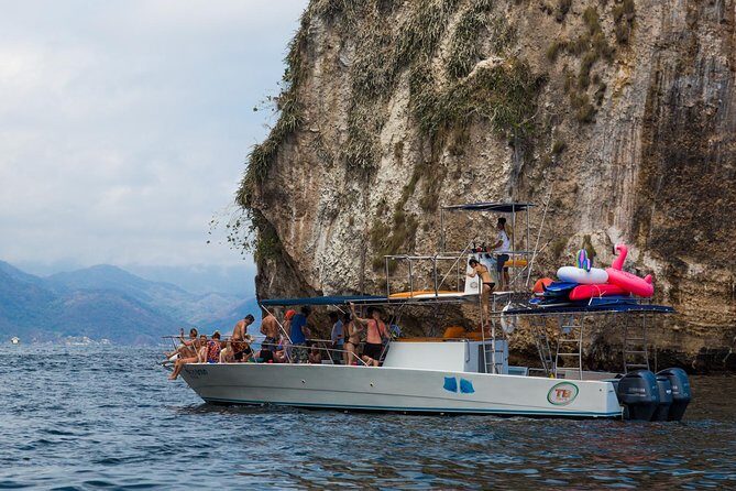 Famous Pato Bobo Adventure Boat - Who Should Consider This Tour?