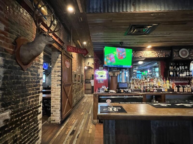 Famous Texas BBQ & Food Tour in Austin - The Flavors That Stick with You