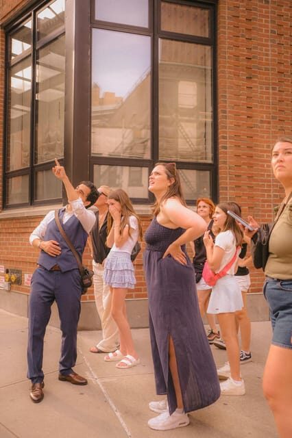 Fan Tribute: Taylor Swift in New York Walking Tour - A Deep Dive into the Tour Experience