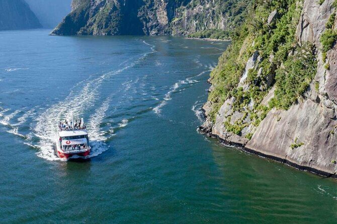 Farm Tour and Milford Sound Nature Cruise from Te Anau - Key Points