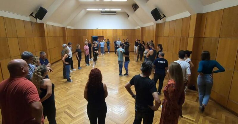 Faro: Dance Private or Group Lessons (Salsa,Bachata,Kizomba) - Who Will Love This Experience?