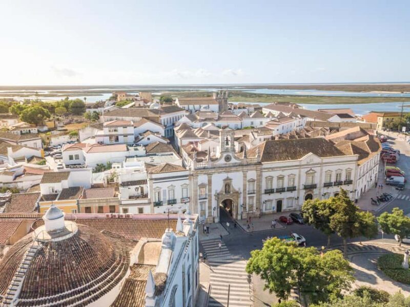 Faro to Lisbon with 2-Hour Sightseeing Stop in Évora - Key Points