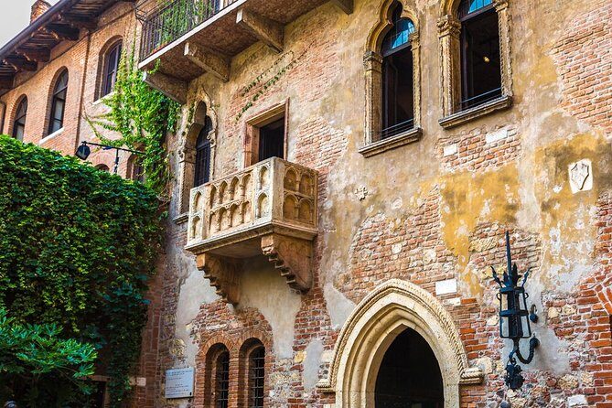 Fascinating Verona: in the Footprints of Romeo and Juliet - Exploring Verona in 90 Minutes: What to Expect