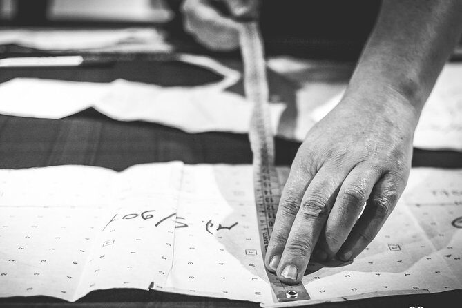 Fashion Workshop in Atelier and Fashion District Tour - FAQs