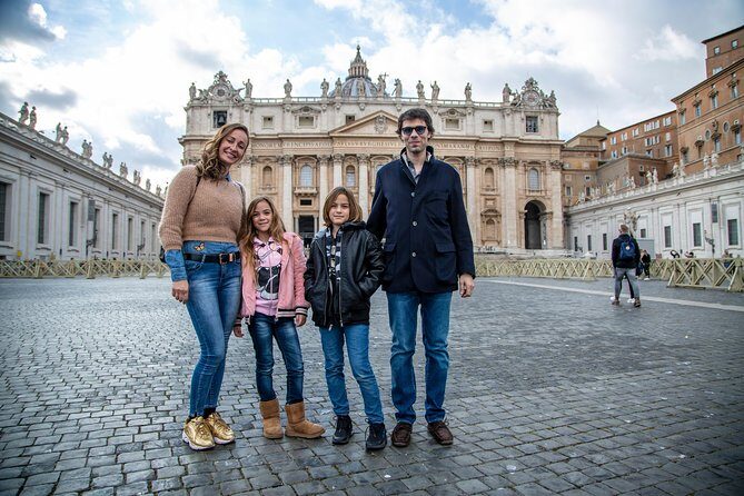 Fast Access Vatican, Sistine Chapel and Basilica Guided Tour - Exploring the Vatican in Depth: What the Tour Offers