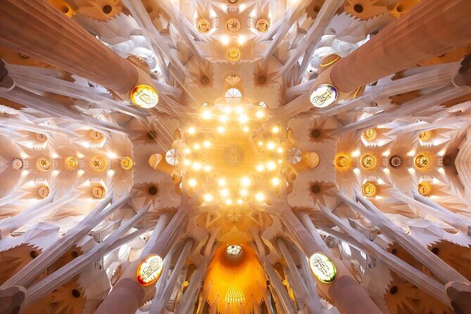 Fast Track Sagrada Familia Guided Tour - Authentic Experiences and Honest Reviews