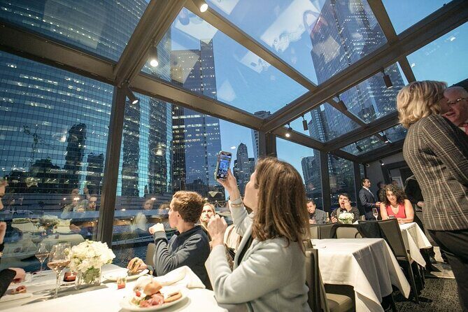 Father's Day Plated Dinner Cruise on the Chicago River - Dining Experience