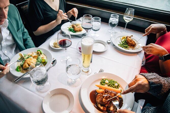 Father's Day Plated Dinner Cruise on the Chicago River - Practical Details and Tips