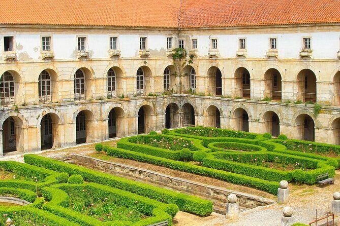 Fátima, Batalha, Alcobaça and Nazaré Private Tour - FAQ