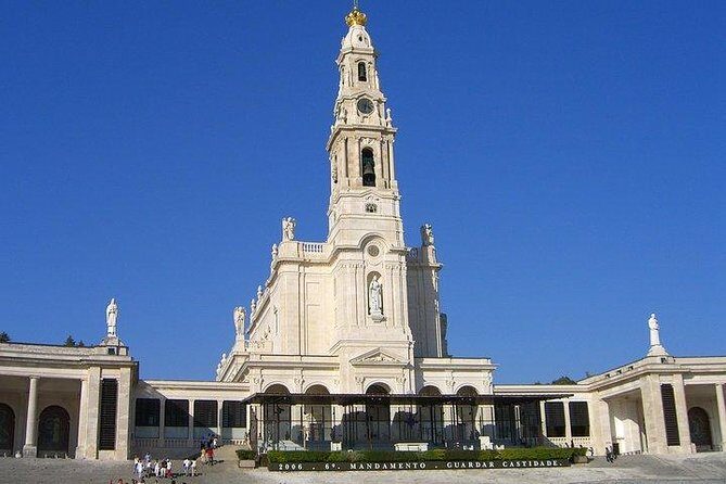 Fátima Batalha Nazaré and Óbidos Full Day Tour from Lisbon - Final Thoughts