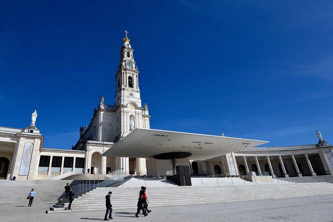 Fátima, Batalha, Nazaré and Óbidos Private Tour - Authentic Experiences from Reviewers