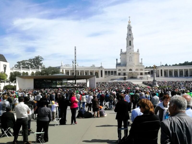Fátima: Highlights of the pilgrims in half day private tour - Fátima: Highlights of the Pilgrims in Half Day Private Tour