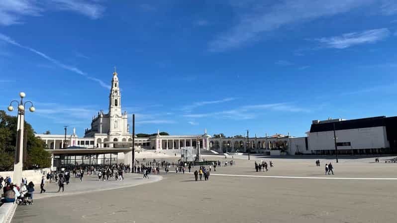FATIMA NAZARE OBIDOS FULL DAY 9H - Authentic Experiences & Hidden Gems