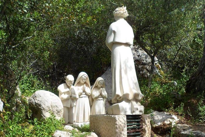 Fatima Spiritual Full Day Private Tour from Lisbon - The Basilica of the Holy Trinity