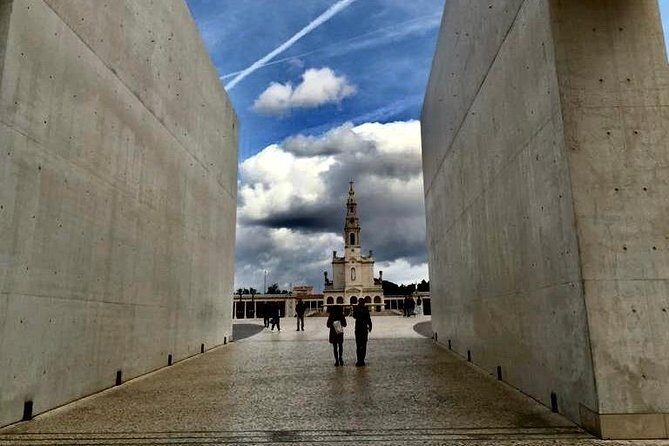 Fatima Tour + Batalha Monastery + Nazareth + Óbidos - Authentic Experiences and Insights from Travelers