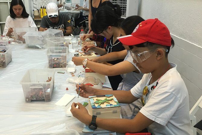 Feel like Gaudí: Barcelona Mosaic Workshop with Tour - Frequently Asked Questions