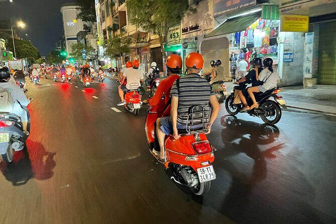 Female Riders Vespa Night Street Food + Train Street food 4 Hours - FAQ