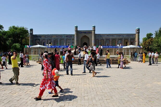 Fergana Valley 2 Day Private Tour By Train From Tashkent - Exploring Uzbekistan’s Fergana Valley: A Two-Day Train Adventure