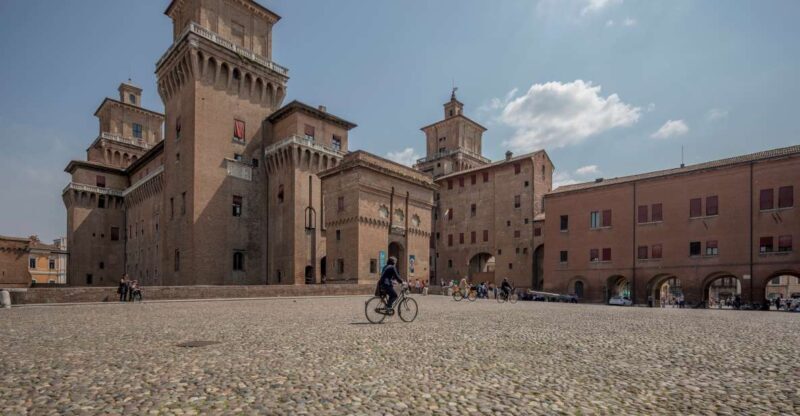 Ferrara: City Highlights Walking Tour with Local Guide - A Walk Through Ferrara’s Historic Heart