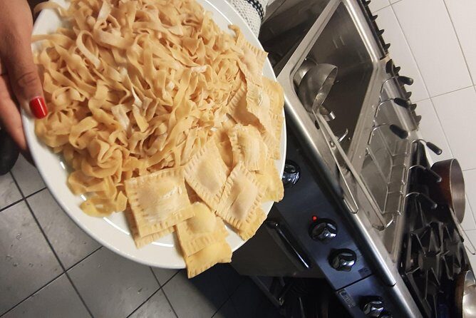 Fettuccine Alfredo and Ravioli Class with Grandma's Recipe - Authenticity and Quality of the Experience