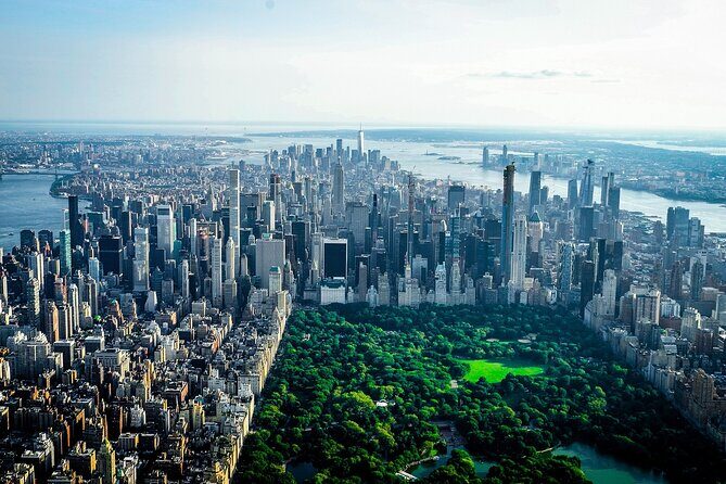 Fifth Avenue Unveiled: Luxury, History & Icons Walking tour - Key Points