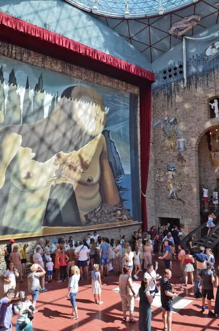 Figueres: Dalí Theatre-Museum Guided Tour with Tickets - Key Points