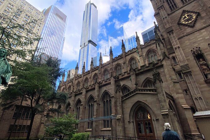 Financial District Walking Tour History, Culture, and Landmarks - The Sum Up